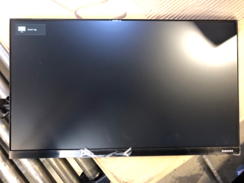 Photo 2 of SAMSUNG T350 Series 22-Inch FHD 1080p Computer Monitor, 75Hz, IPS Panel, HDMI, VGA (D-Sub), 3-Sided Border-Less, FreeSync (LF22T350FHNXZA)