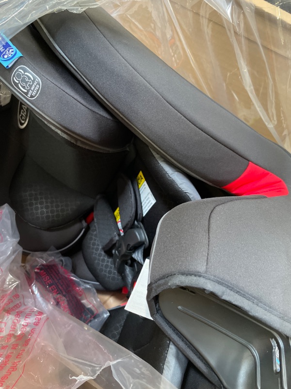 Photo 3 of Graco Extend2Fit Convertible Car Seat | Ride Rear Facing Longer with Extend2Fit, Redmond 2-in-1 Redmond