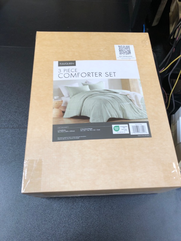 Photo 1 of Degrees of Comfort Sage Green Comforter Set Queen Size, Lightweight for Summer with Soft Chambray Print Cover, Down Alternative Filling, 3 Pieces Bedding Including 1 Comforter, 2 Pillow Shams Green Full/Queen