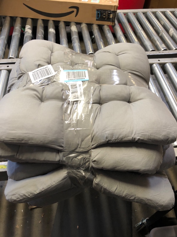 Photo 1 of 21x21 6 PCK CUSHIONED SEAT GREY