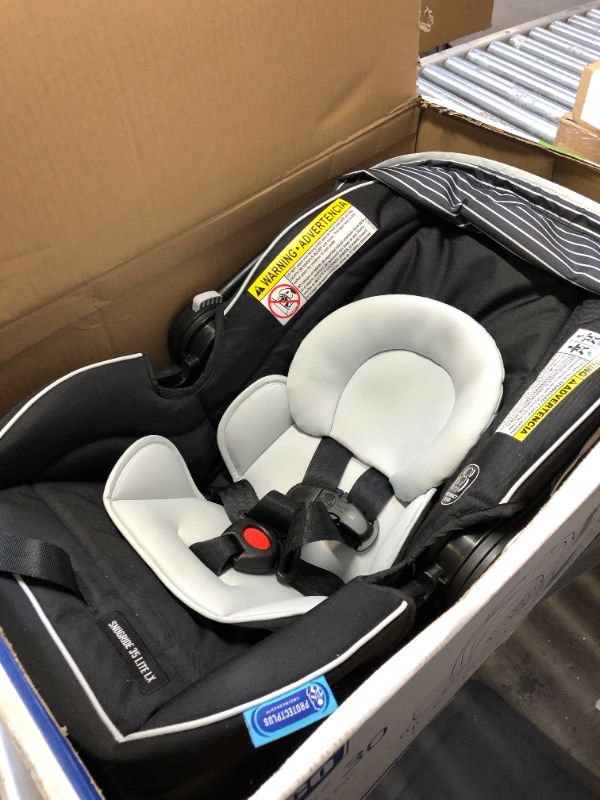 Photo 3 of Chicco KeyFit 30 Infant Car Seat, Orion