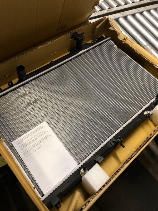 Photo 4 of Denso 221-0506 Radiator