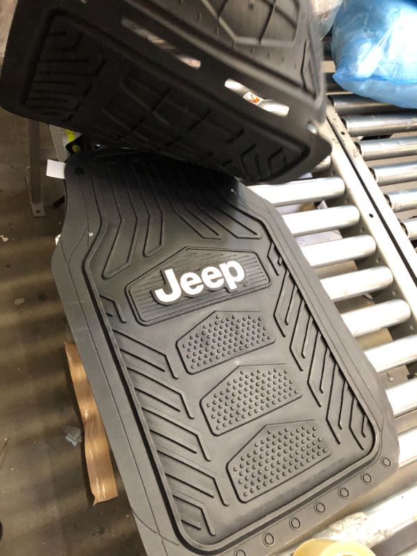 Photo 1 of 3 PCS JEEP RUBBER MAT