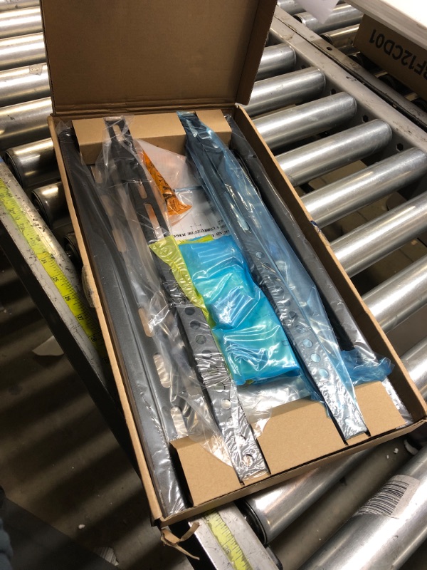 Photo 1 of Mounting Dream Tilting TV Mounts for Most 26-55 Inch LED, LCD TVs up to VESA 400 x 400mm and 88 LBS Loading Capacity, TV Wall Mount with Unique Strap Design for Easily Lock and Release MD2268-MK1013652427
LPNPMBY8545833
