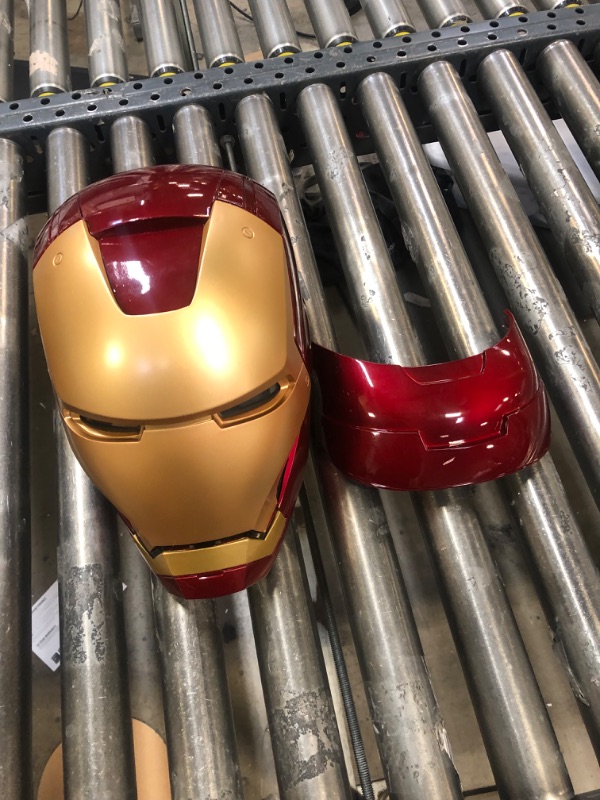 Photo 3 of Avengers Marvel Legends Iron Man Electronic Helmet - Multicolor Characters
