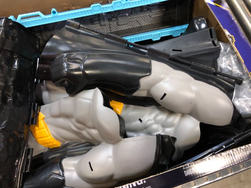 Photo 3 of DC Comics Batman, Bat-Tech Batcave, Giant Transforming Playset with Exclusive 4” Batman Figure and Accessories, Kids Toys for Boys Aged 4 and Up