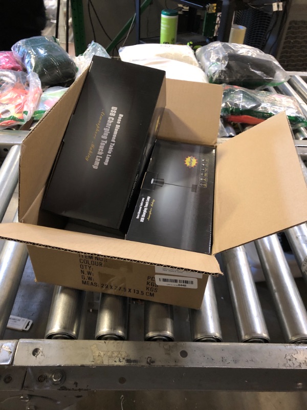 Photo 1 of Lewoncci 2 Pack Cordless Table lamp, 5200mAh Battery Operated Lamp,3 Color Stepless Dimming Desk Lamp,IP54 Waterproof Outdoor Table Lamps for Restaurant/Bedroom/Bars/Camping/Cafe Night Light (Black-2)