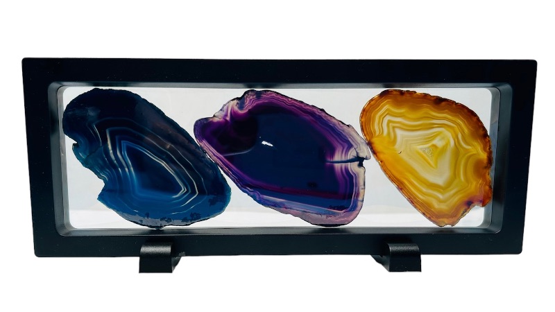 Photo 1 of 662527…3 agate slices in 9 x 4” display 