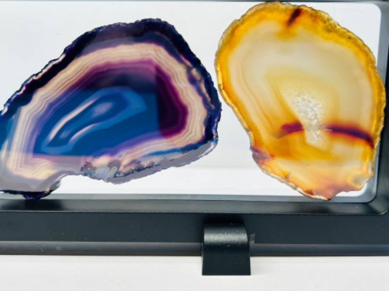 Photo 3 of 662528… 3 agate slices in 9 x 4” display 