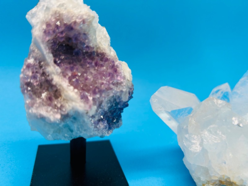 Photo 3 of 662537…amethyst and crystal rocks