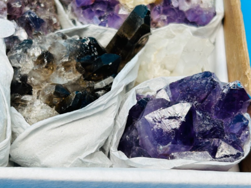 Photo 5 of 662564…collectible rocks-amethyst, smokey quartz, and agate base 