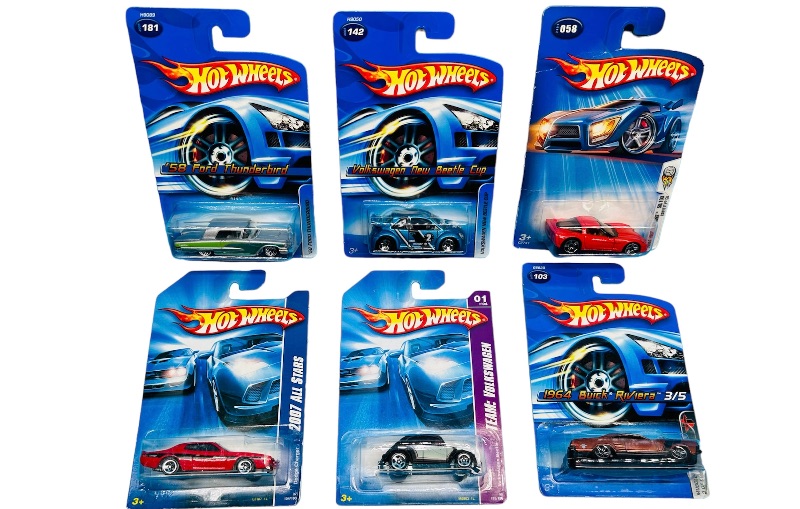 Photo 1 of 662767…  6 hot wheels die cast cars 