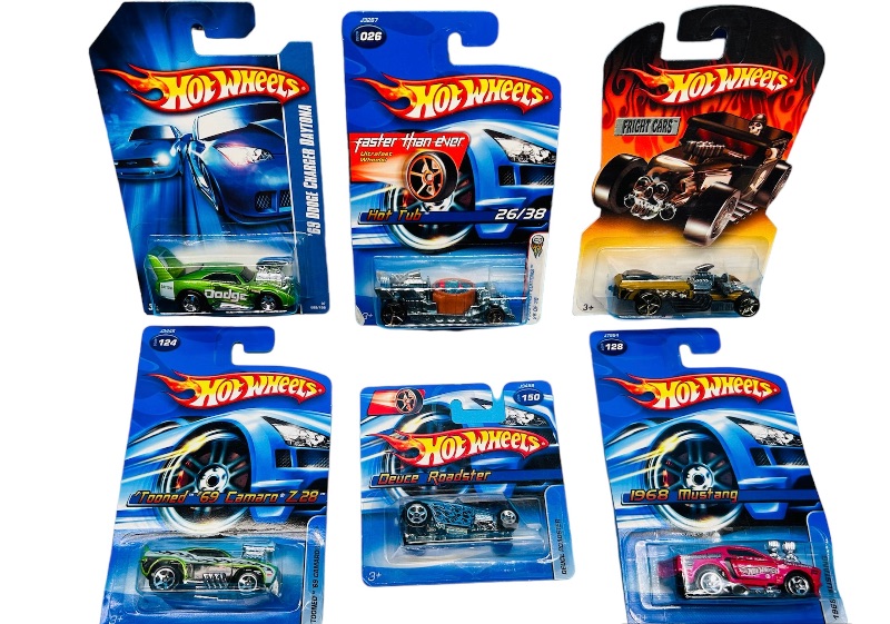 Photo 1 of 662768… 6 hot wheels die cast cars
