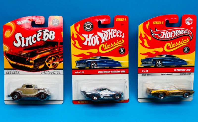 Photo 1 of 662769…3  hot wheels classics die cast cars 