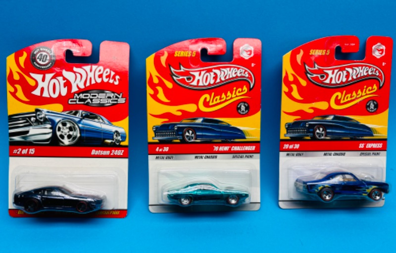 Photo 1 of 662771… 3 hot wheels classics die cast cars with special paint 