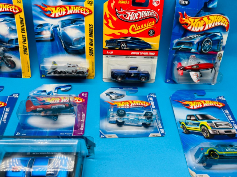 Photo 2 of 662773…damaged packages- hot wheels die cast cars 