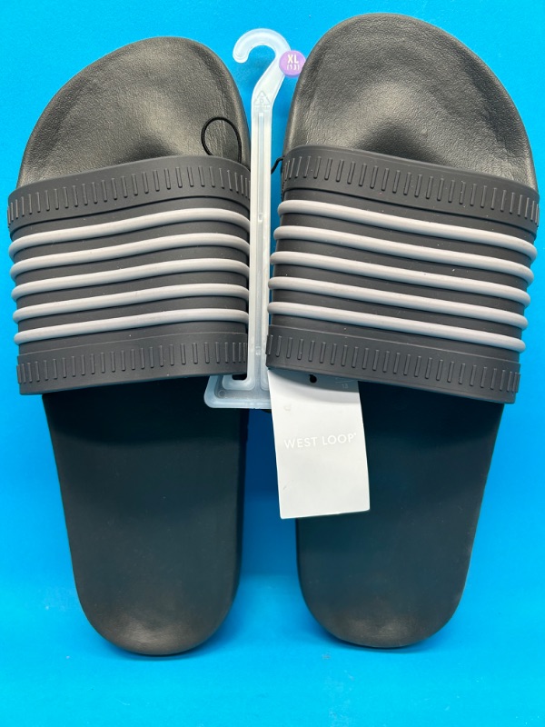 Photo 1 of 662781…mens size XL 13 sandals 