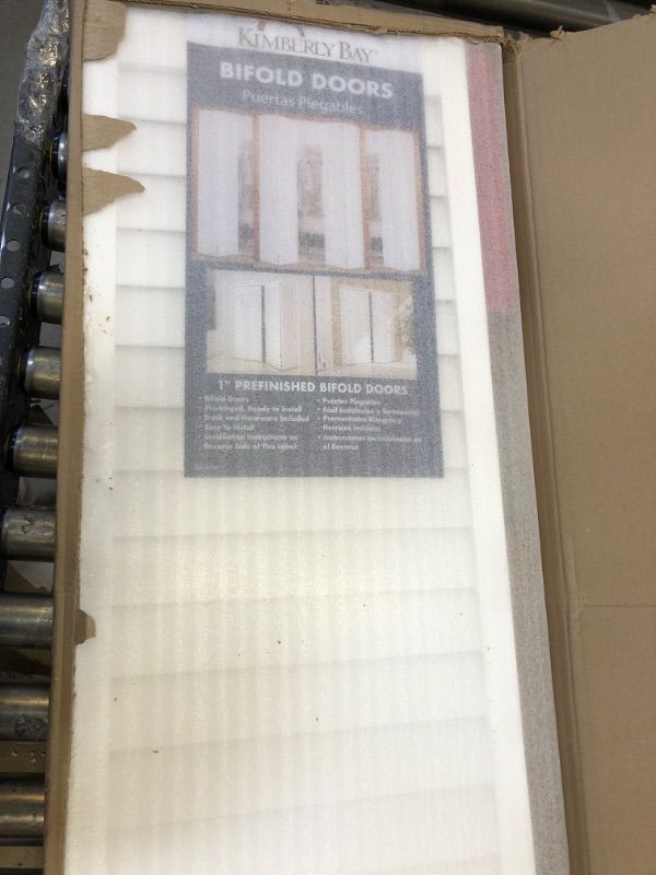 Photo 2 of Closet Door, Bi-fold, Louver Louver Plantation Primed White (30x80)