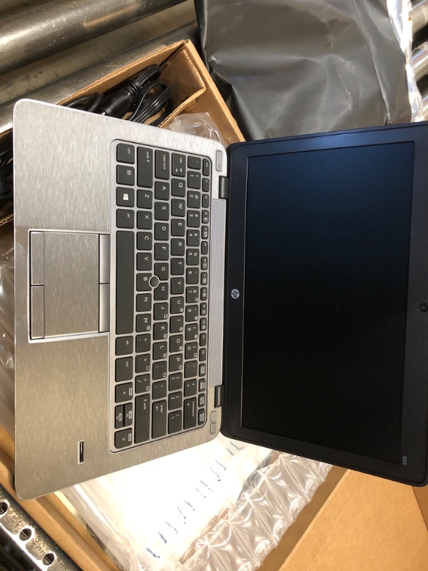 Photo 2 of SCREEN WILL NOT TURN ON, FOR PARTS ONLY HP EliteBook 820 G2 12.5in Laptop, Intel Core i5-5300U 2.3GHz, 8GB Ram, 256GB Solid State Drive, Windows 10 Pro 64bit (Renewed)