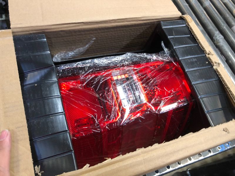 Photo 2 of PIT66 Tail Lights Assembly Rear Lights Compatible With 2014-2019 Chevy Silverado/2015-2019 GMC Sierra Tail Lights Taillights With Wiring Harness 14-19/15-19 Red lens Chevy Silverado/GMC Sierra