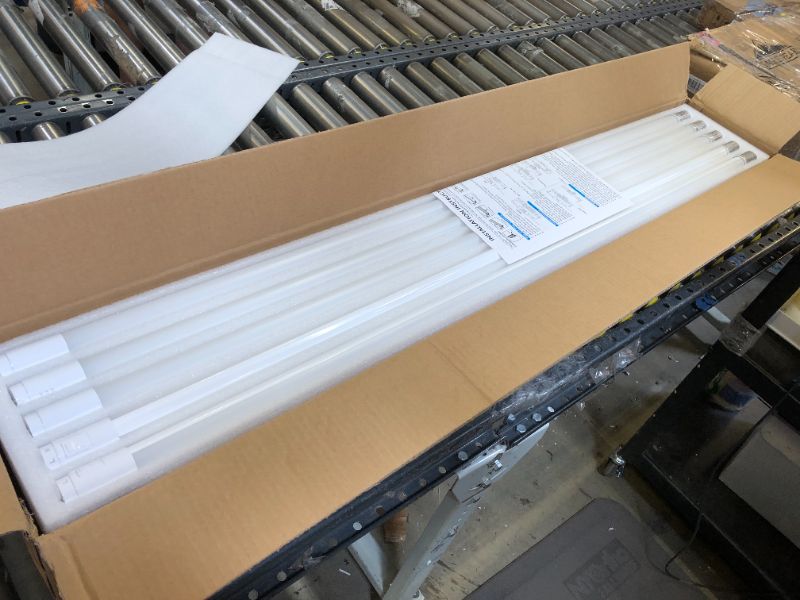 Photo 2 of 20 Pack 3CCT 4FT LED T8 Hybrid Type A+B Light Tube, 18W, 4000K/5000K/6500K Selectable, Plug & Play or Ballast Bypass, Single or Double End Powered, 2300lm, Frosted Cover, T8 T10 T12, 120-277V, UL, FCC