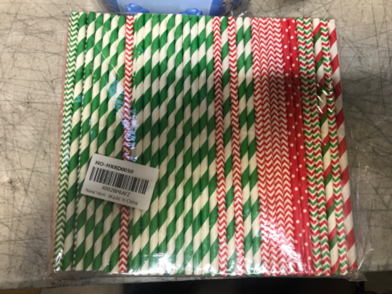 Photo 2 of AIZIXIN 100 Pieces Christmas Paper Drinking Straws,Stripe Bicolor Stripe Dot Biodegradable Straw for Party and Wedding Supplies,4 Styles,Durable & Eco-Friendly. https://a.co/d/fYIMiyr
