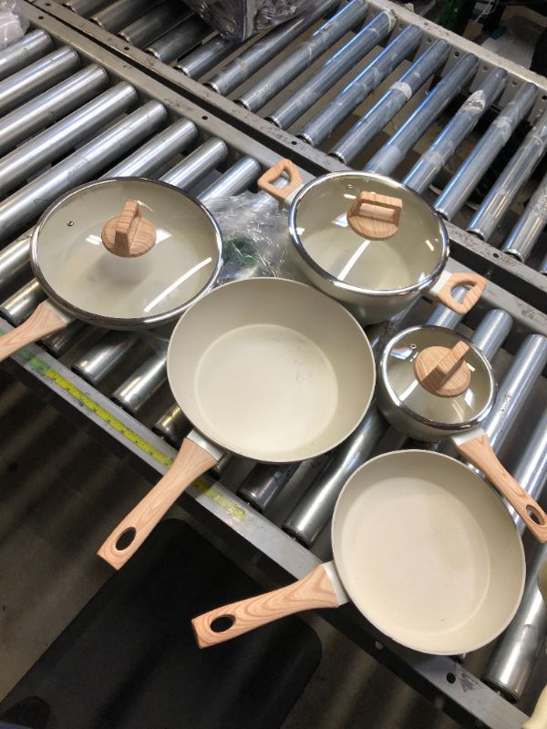 Photo 1 of 5 PCS SET COOKWARE POTS AND PANS BEIGE 