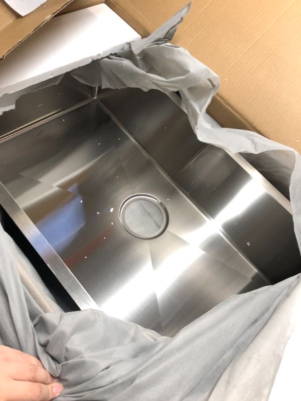 Photo 1 of 32x18 STAINLESS STEEL SINK
