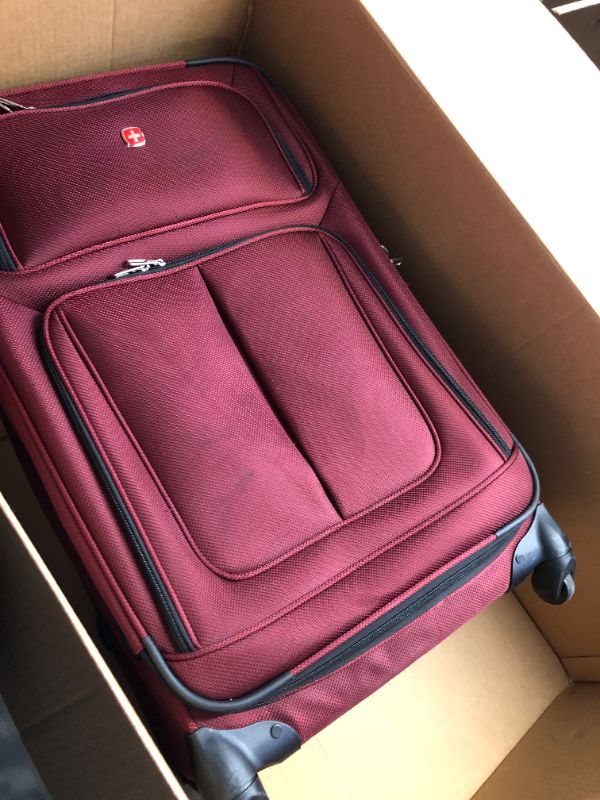 Photo 1 of 30'' SUITCASE BURGUNDY 