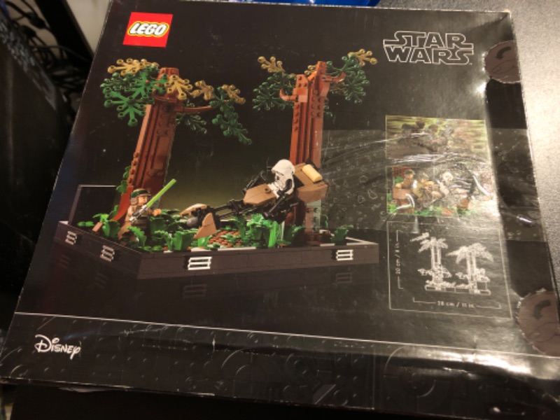 Photo 2 of LEGO Star Wars Endor Speeder Chase Diorama 75353 Home Décor Building Set for Adults, Classic Collectible with Luke Skywalker and Princess Leia Minifigures, Fun Birthday Gift for Star Wars Fans