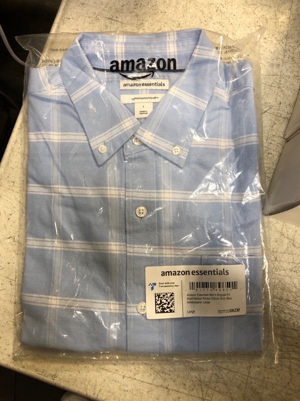 Photo 2 of Amazon Essentials Men's Regular-Fit Short-Sleeve Pocket Oxford Shirt Large Blue, Windowpane