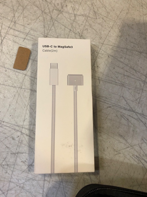 Photo 1 of usb c to magsafe 3 cable