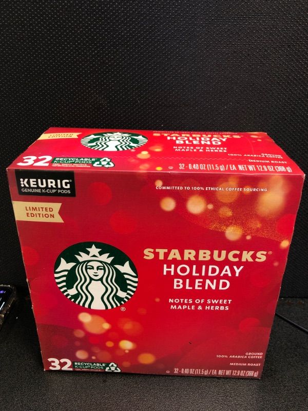 Photo 2 of Starbucks K-Cup Coffee Pods—Medium Roast Coffee—Holiday Blend—100% Arabica—Limited Edition—1 box (32 pods) NEW! Holiday 32 Count (Pack of 1)  - EXP 05-03-2024