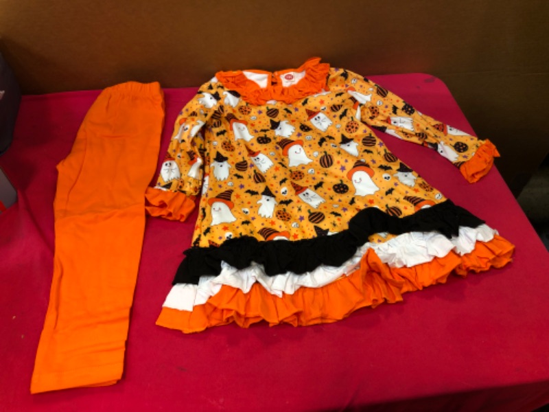 Photo 1 of 2 pieces Halloween set size 5T 
