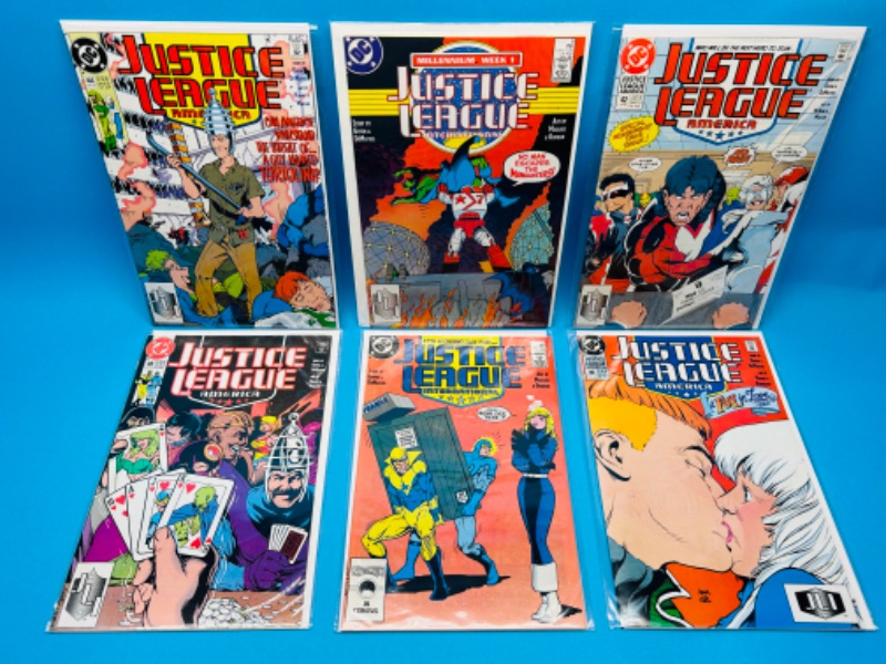 Photo 1 of 685777…6 vintage justice league comics in plastic sleeves 