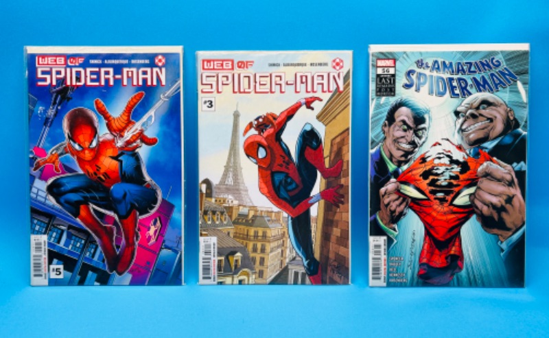 Photo 1 of 685779…3 Spider-Man  comics in plastic sleeves 