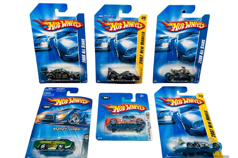 Photo 1 of 685908… 6 hot wheels die cast  cars