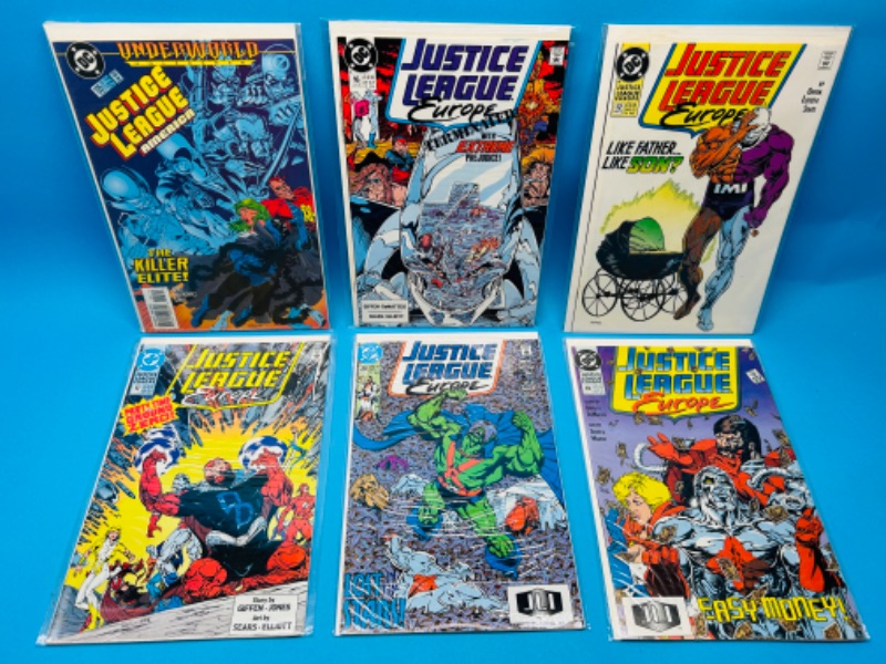 Photo 1 of 685924…6 justice league comics in plastic sleeves 