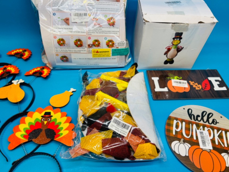 Photo 4 of 685968…thanksgiving items- blowup, headbands, wreath 