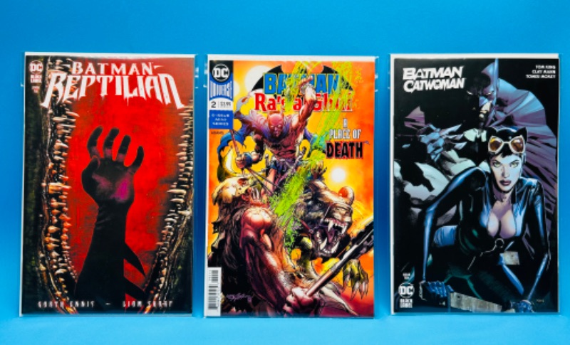 Photo 1 of 685983…  3 Batman comics in plastic sleeves 