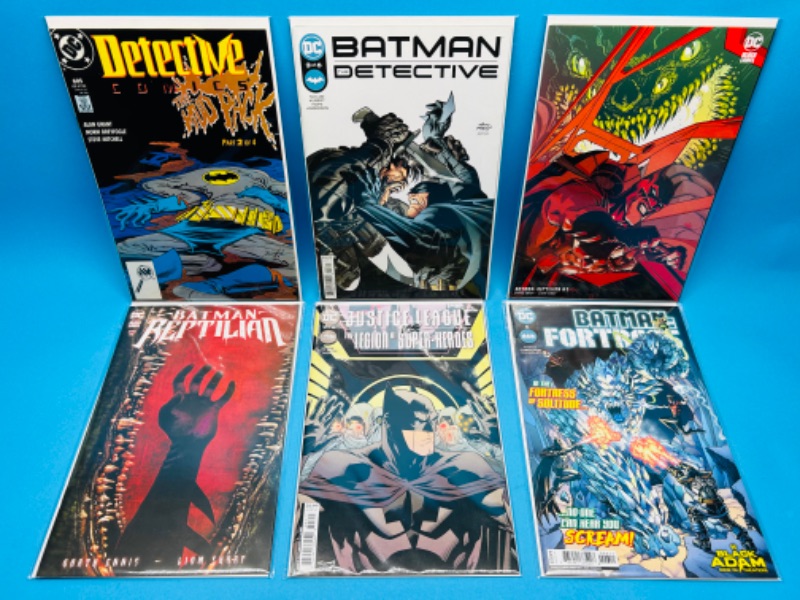 Photo 1 of 686020…  6 Batman comics in plastic sleeves 