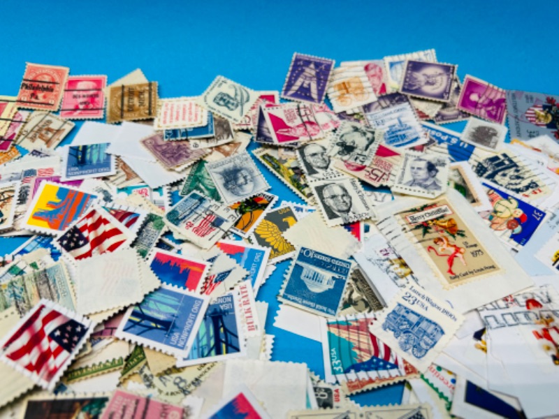 Photo 4 of 686144…hundreds of used stamps 