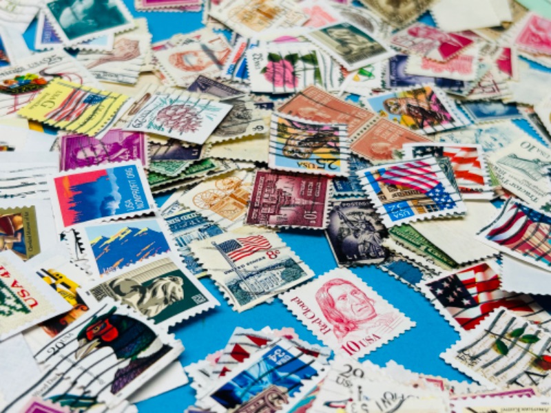 Photo 4 of 686145…hundreds of used stamps 