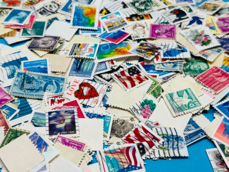 Photo 7 of 686145…hundreds of used stamps 