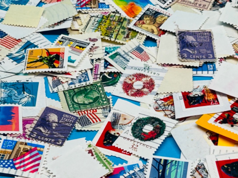 Photo 4 of 686146… hundreds of used stamps 