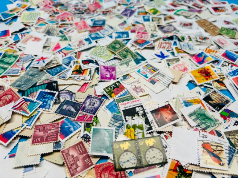 Photo 5 of 686147… hundreds of used stamps 