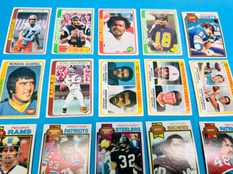 Photo 2 of 686154…  20 vintage 1978 and 1979 football cards  in 2 thick toploaders -some may show wear due to age