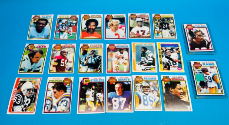 Photo 1 of 686157…  20 vintage 1978 and 1979 football cards  in 2 thick toploaders -some may show wear due to age