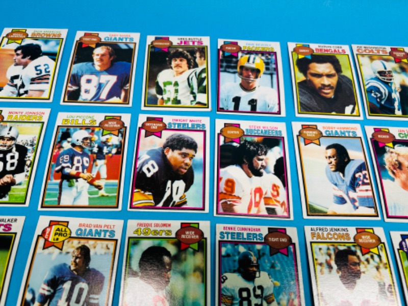 Photo 2 of 686158…  20 vintage 1978 and 1979 football cards  in 2 thick toploaders -some may show wear due to age