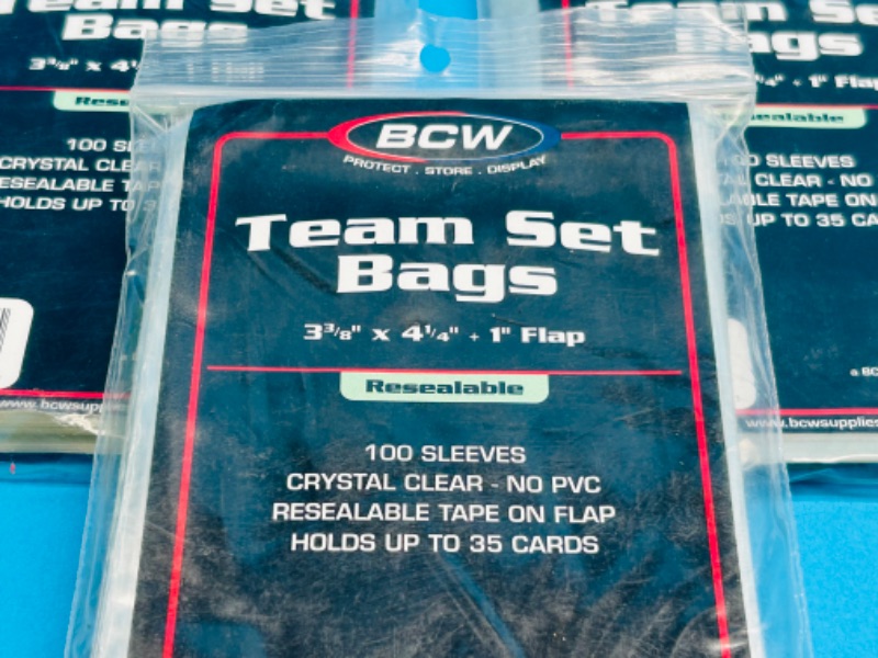 Photo 1 of 686161…3 packs of 100 resealable team set bags -holds up to 35 cards each